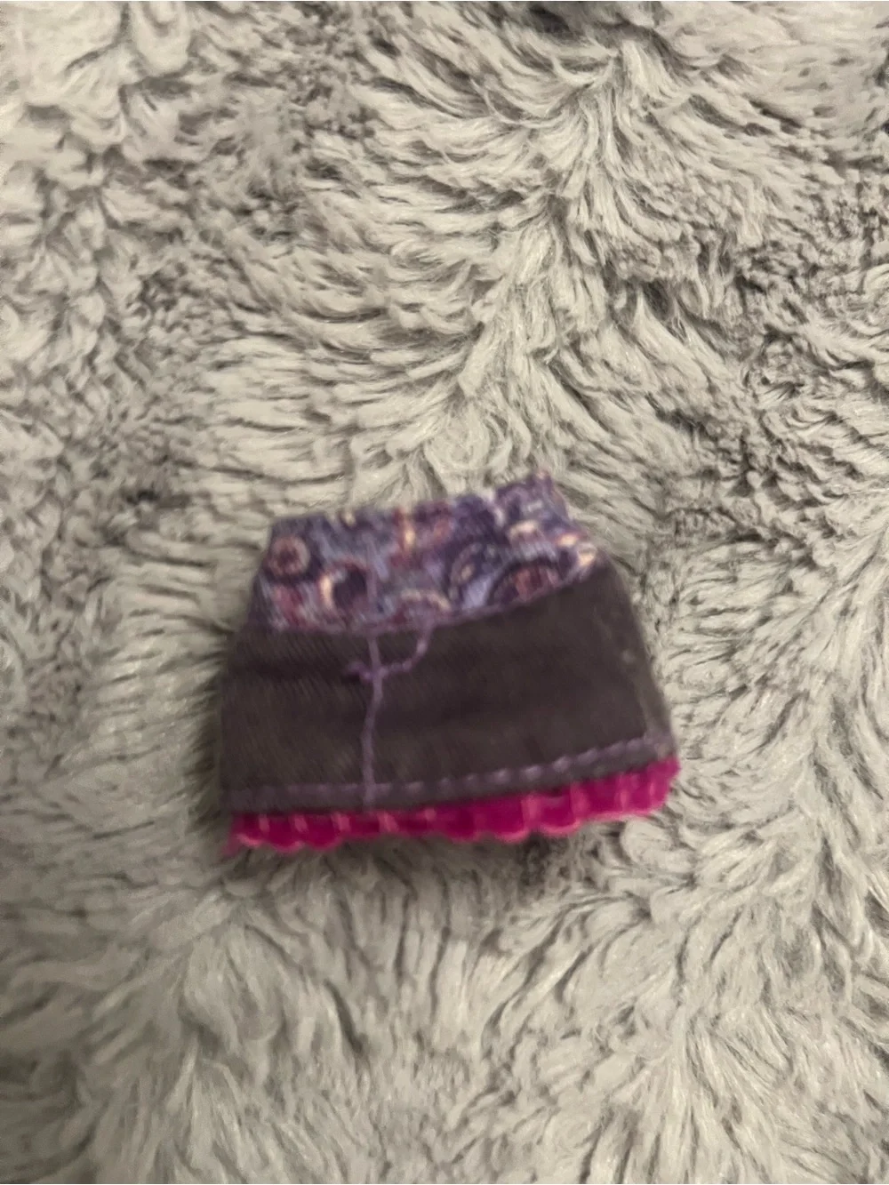 First Edition 2001 Yazmin Bratz Doll Original Outfits.